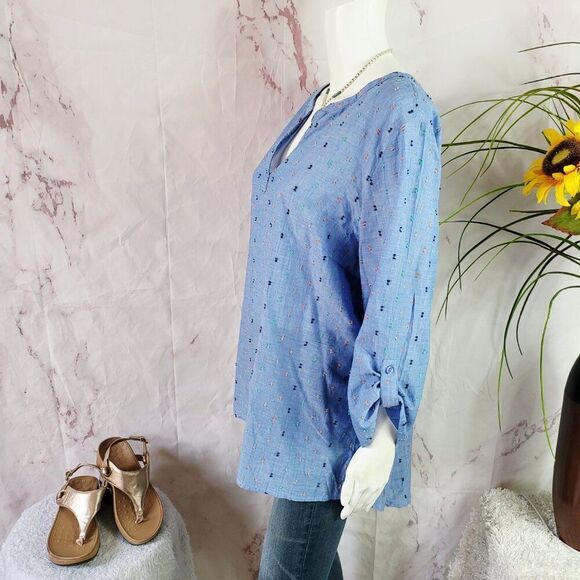 Chicos size 3 or XL embroidered top - Picture 7 of 9